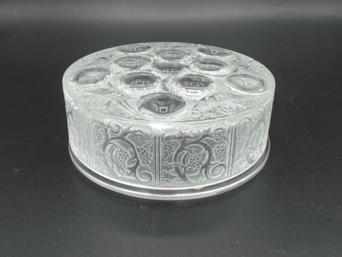 Lalique crystal roger - lalique, pattern